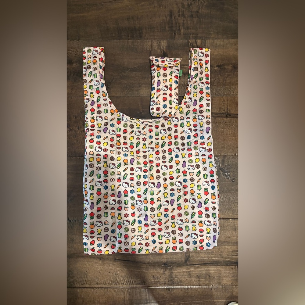 EUC Baggu Hello Kitty Standard Bag + Puffy Glasses Sleeve